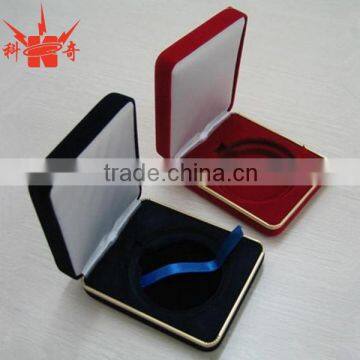 Hot sale fashion gift velvet metal trinket box