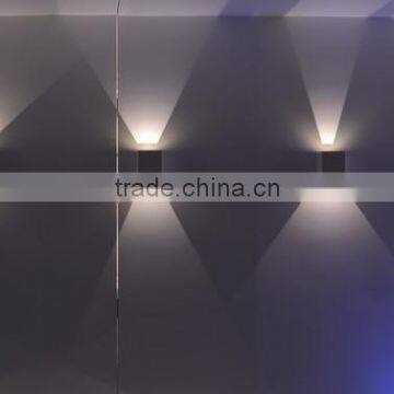 Swing /Hot Sale Led White Wall Lamp photo-2