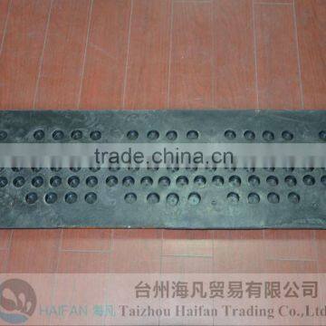 1000*350*45mm Traffic Road Reflective Rubber Speed Hump/ Black and Yellow Traffic Road Reflective Rubber Speed Hump for Crossing photo-3