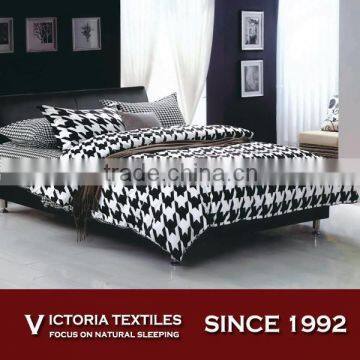 luxury white and black reactive printed microfiber bedding comforter cover sets 4pcs