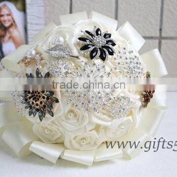 White Alternative wedding bouquet,bridesmaid bouquet