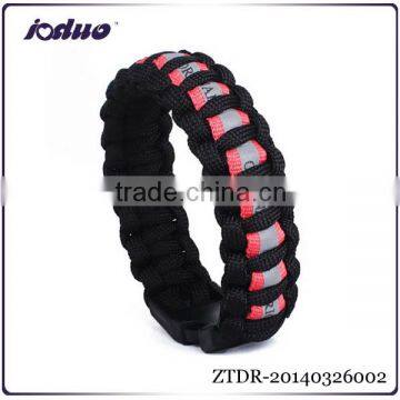 HOT SALES handwoven survival bracelet glow in the dark plastic buckle paracute bracelet ZTDR-20140326002