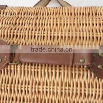 Large Size Wicker Material Traditional Picnic Basket for 4 Persons photo-6