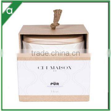 Organic Scented Candle in Ceramic Vessel With Wood Lid and Gift Box photo-6