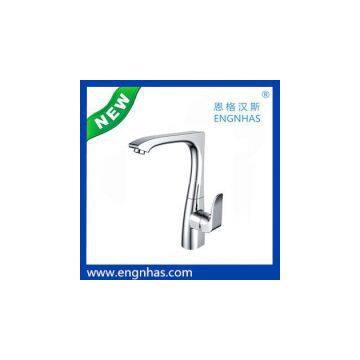 Brass single hole kitchen mixer