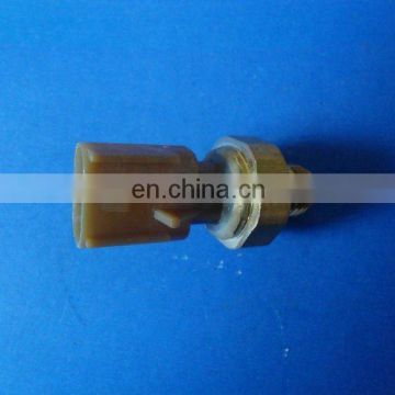 Motor spare parts auto QSB6.7 oil pressure sensor 4928593 4087987