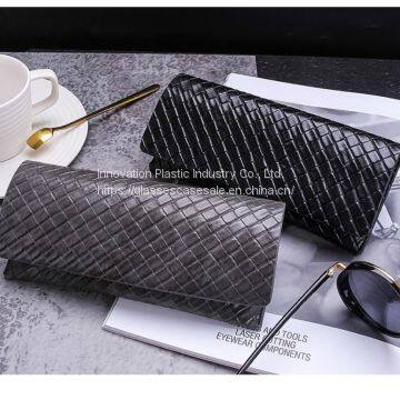 Personalized, Vintage Portable Soft Glasses Case; Fashionable, Crush-resistant Leather Sunglasses Case photo-2