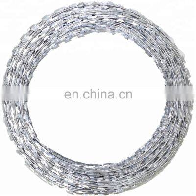 High Tension Galvanized Steel Wire Good Protection And Isolation Effect