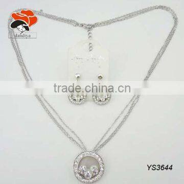 New Trend Jewelry Set,Most Popular Diamante Loop With Triple Clear Crystones In It