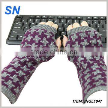 hot fashion high quality ladies stock warm promotional long thick thinsulate knitted gloves