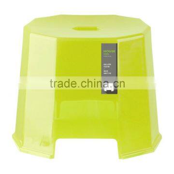 Color kid's bright clear poop stool