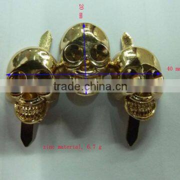 metal skull head
