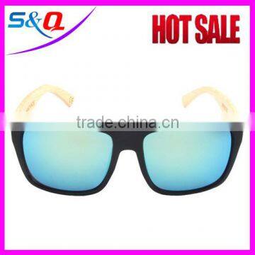 Charming european style bamboo arms plastic frame sunglasses with customized logo