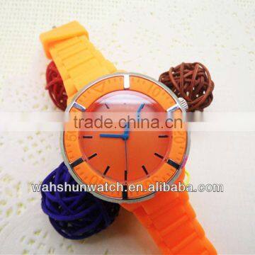 2013 best selling cheap custom logo fashion slim silicone watch