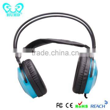 2014 custom wired stylish gaming headset with mic from China manufacturer