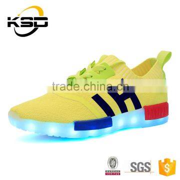 2016 The Newest Flyknit Fabric Colourful Lights LED Shoe