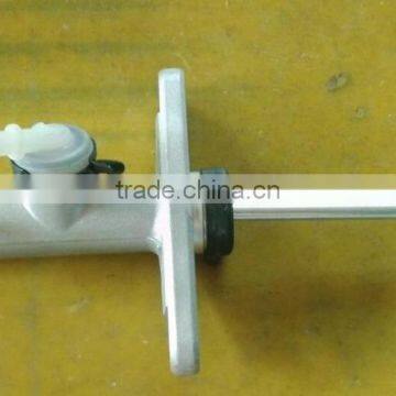 Clutch Master Cylinder 8971241080 8981176440 8-98117644-0 for Japanese Cars