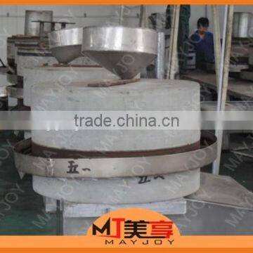 Good Quality Large Output Stone Flour Mill for Sale photo-2