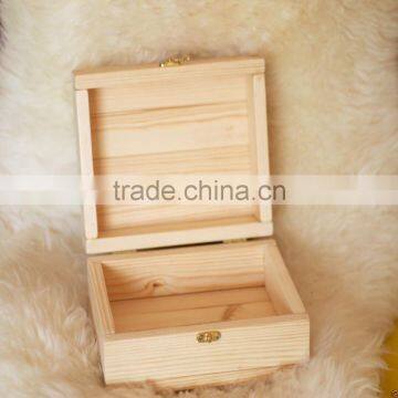 Top Grade New Arrival Handmade Decorative Wooden Christmas Gift Box With Hinge photo-2