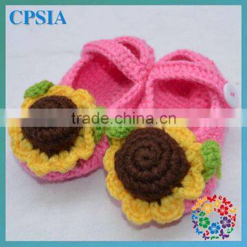 Fashion Soft Hand Crochet Baby Shoes Fancy Baby Girls Shoes Cute Crochet Knitting Baby Shoes photo-3