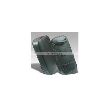 Ripe Thai Kick Boxing Strike Curved Arm Pad MMA Focus Muay Punch Shield Training