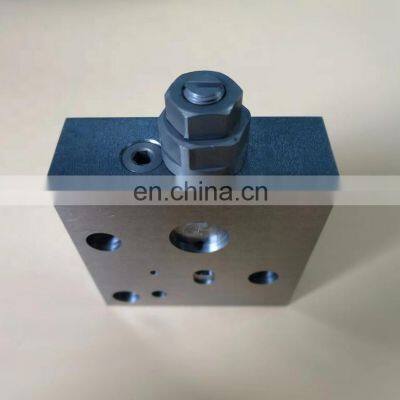 PC200-7 pressure reducing valve 7234071102  723-40-71103  PC220-7 control valve