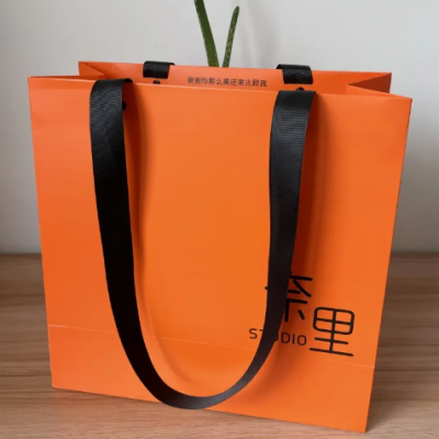Wholesale of Customized Paper Bags, Clothing, Gifts, Shopping Paper Manufacturers photo-2