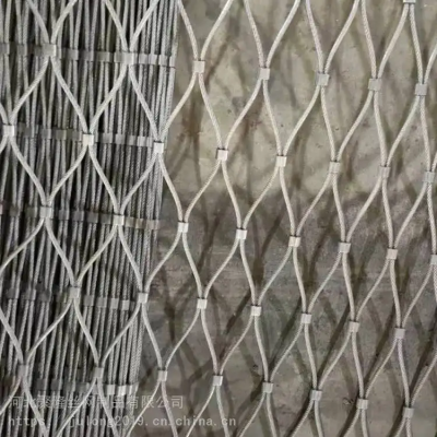 Stainless Steel Zoo Mesh With Anti-Climb Design for Secure Enclosures photo-4