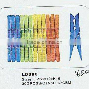 PLASTIC CLOTH PEGS LD0061