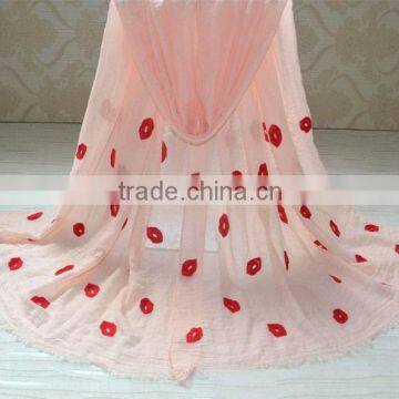 Fashion Ladies' Lip Three-dimensional Embroideried Cotton Scarf Plain Shawl photo-5
