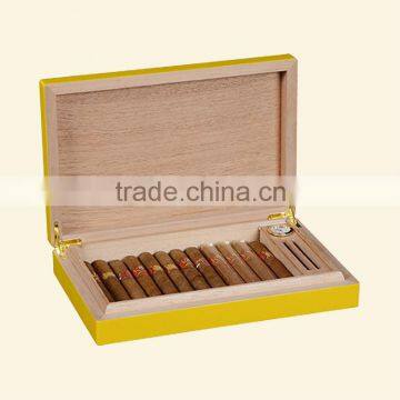 Yellow Matt Lacquered Cedar Wood Humidor Cigar Box