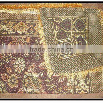 three color golden thread blanket