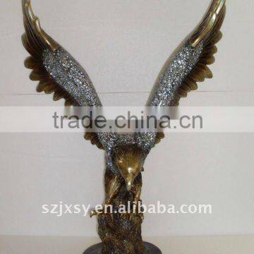 The resin eagle figurines