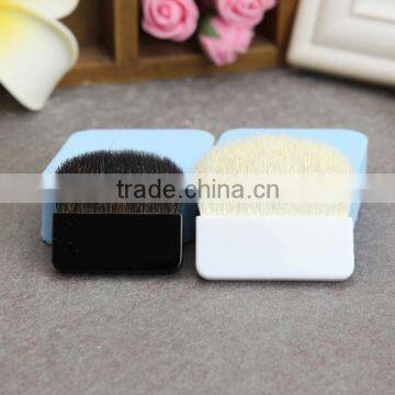 Skin care cosmetic brushes made by Chinese manufacturer