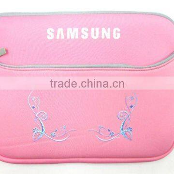 2016 Fashion Pink Laptop Outer Case made of Neoprene,customized logo accepted