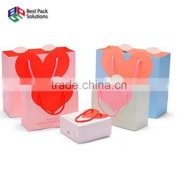 2016 love shape gift bag