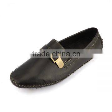 Factory leather men casual skidproof shoes Flat and light-weight casual leather shoes Black color leather men casual boat shoes