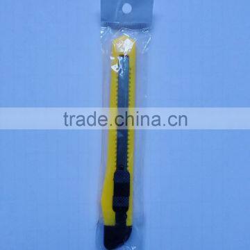 Promotional Mini Size 9mm Blade Utility Knife Cutter With Plastic Grip photo-2