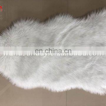 2019 News Faux Fur Rug With Lurex Suede Backing photo-2