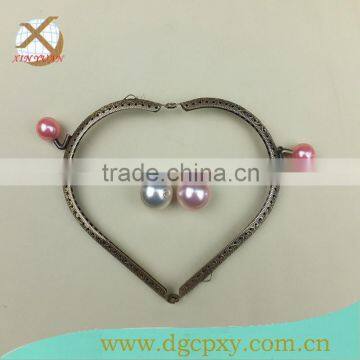 heart shape metal purse frame for ladies handbag with pink kiss clasp