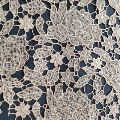 XS1661 Fashion Floral Chemical Lace For Haute Couture Or Ready To Wear