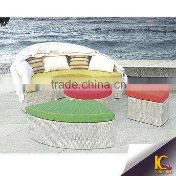 New lifestyle villa Garden daybed furniture rattan king size daybed on sale