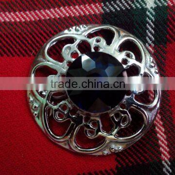 Celtic Design Piper Plaid Brooch With Blue Stone In Antique Finish Made Of Brass Material