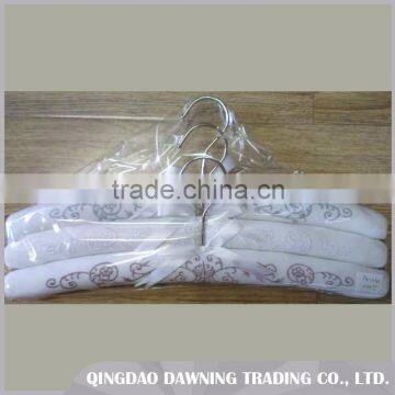 China Wholesale Cotton Padded Coat Hanger