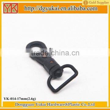 Yukai Black plastic bag swivel hook plastic dog hook