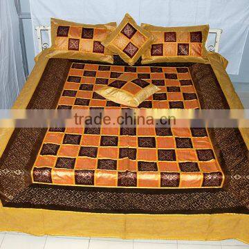 Exclusive Designs Of Silk Bedding / Bedspread photo-2