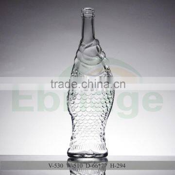 new design 530ml fish shaped clear liquor glass vodka bottle