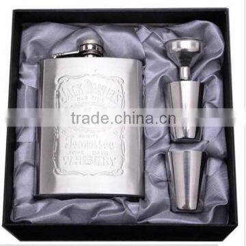 2015 super quality stainless steel hip flask for men 6 oz/wine holder for European Market