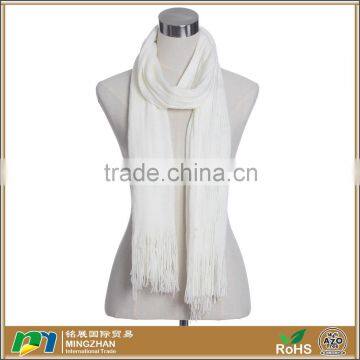 New Design White Warm Cozy Crocheted Knitting Scarf Wholesale