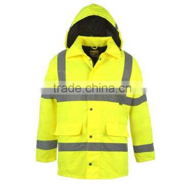 men wear Hi Vis safety workwear With Feflective tapes